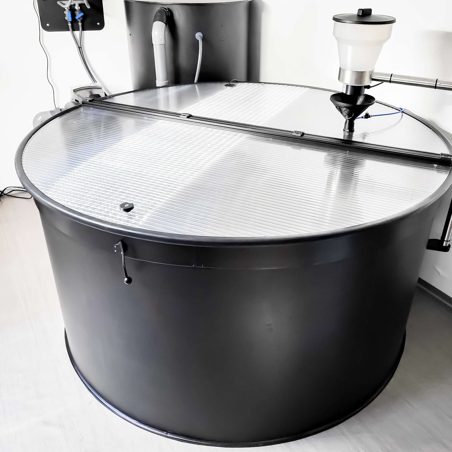 Becken Ø 120 x H 120 cm (1300 L)